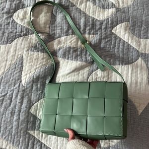 Valentina Fiore Green Leather Woven Purse